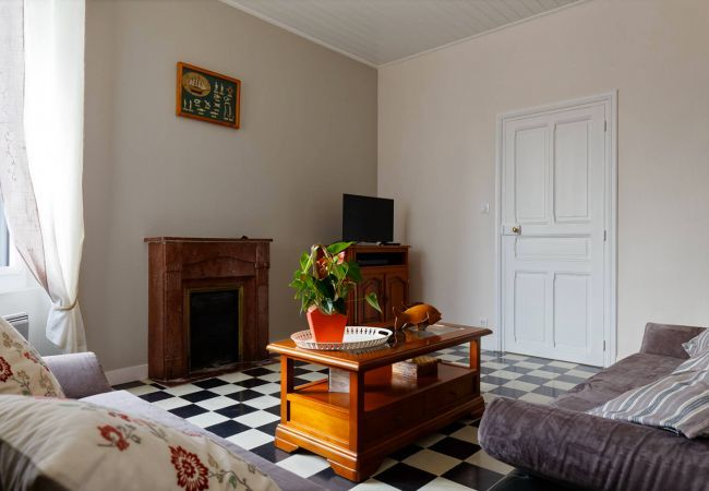 Ferienhaus in Beauvoir-sur-Mer - Im Herzen der Stadt, hübsches Haus für 6 mit Garten Ferienhaus in Beauvoir-sur-Mer - Im Herzen der Stadt, hübsches Haus für 6 mit Garten