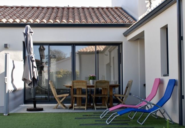 Ferienhaus in Beauvoir-sur-Mer - Im Herzen der Stadt, hübsches Haus für 6 mit Garten Ferienhaus in Beauvoir-sur-Mer - Im Herzen der Stadt, hübsches Haus für 6 mit Garten