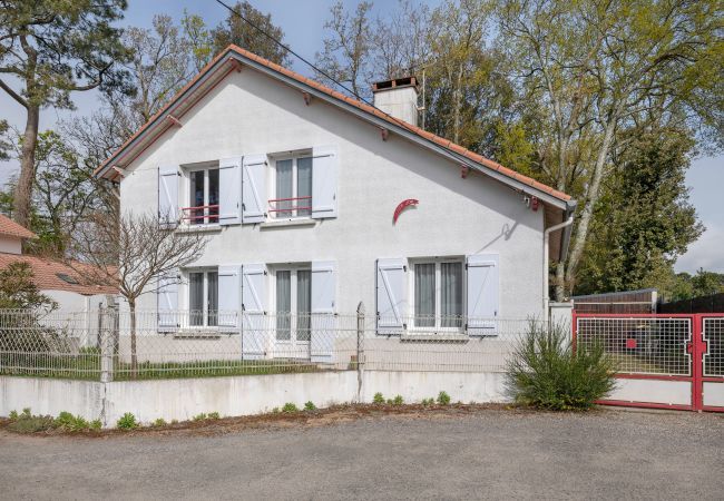 Ferienhaus in Saint-Brevin-les-Pins - Haus für 11 Personen. am Meer und in der Nähe der Stadt Ferienhaus in Saint-Brevin-les-Pins - Haus für 11 Personen. am Meer und in der Nähe der Stadt