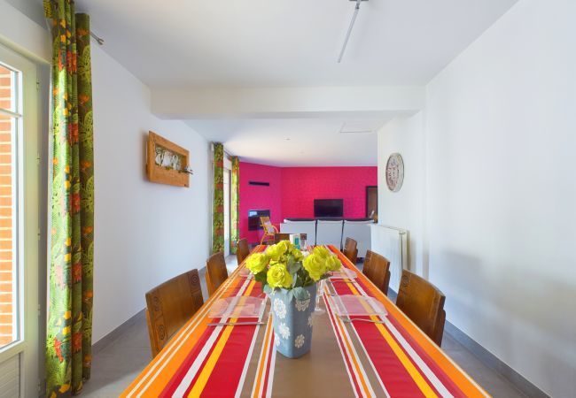 Ferienhaus in Brem-sur-Mer - Brem sur Mer- Großes Haus für 9- 4 Schlafzimmer Ferienhaus in Brem-sur-Mer - Brem sur Mer- Großes Haus für 9- 4 Schlafzimmer