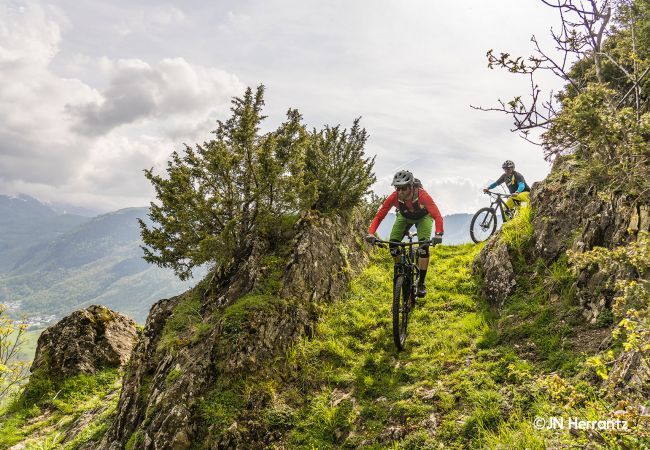 Ferienwohnung in Adervielle-Pouchergues - Alpine Wohnung 200m von den Pisten für 6 Pers Ferienwohnung in Adervielle-Pouchergues - Alpine Wohnung 200m von den Pisten für 6 Pers