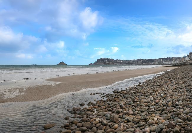 Ferienwohnung in Pléneuf-Val-André - 50 m vom Strand - 3 Erwachsene / 3 Kinder Ferienwohnung in Pléneuf-Val-André - 50 m vom Strand - 3 Erwachsene / 3 Kinder