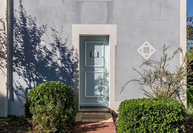 Ferienhaus in Talmont-Saint-Hilaire - House for 6 -Pool - Port Bourgenay Ferienhaus in Talmont-Saint-Hilaire - House for 6 -Pool - Port Bourgenay