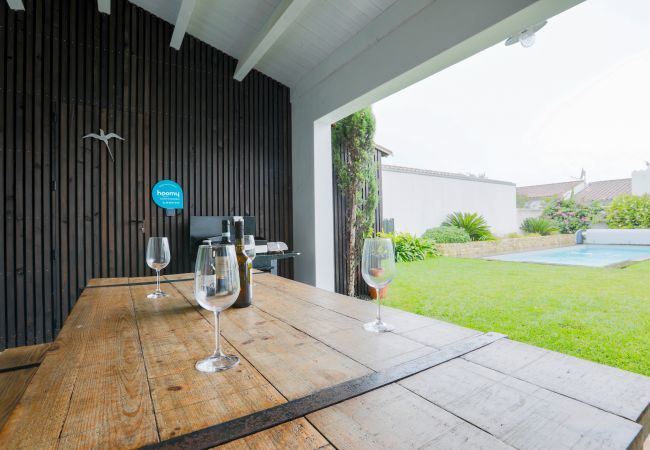 Ferienhaus in Le Bois-Plage-en-Ré - Haus für 10, Pool, im Herzen der Île de Ré Ferienhaus in Le Bois-Plage-en-Ré - Haus für 10, Pool, im Herzen der Île de Ré