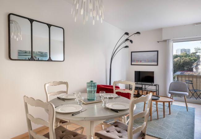 Ferienwohnung in La Baule-Escoublac - Apartment mit Doppelterrasse - 170 m vom Strand entfernt Ferienwohnung in La Baule-Escoublac - Apartment mit Doppelterrasse - 170 m vom Strand entfernt
