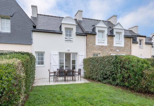 Ferienhaus in Arzon - Gegenüber der Marina, Haus für 6 Personen, Pool Ferienhaus in Arzon - Gegenüber der Marina, Haus für 6 Personen, Pool