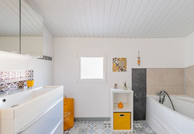 Ferienhaus in Jard-sur-Mer - Modern and colourful villa in Jard-sur-mer Ferienhaus in Jard-sur-Mer - Modern and colourful villa in Jard-sur-mer