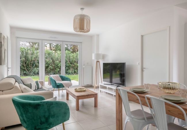 Ferienwohnung in La Baule-Escoublac - Ferienwohnung für 4 Personen mit eigener Terrasse Ferienwohnung in La Baule-Escoublac - Ferienwohnung für 4 Personen mit eigener Terrasse