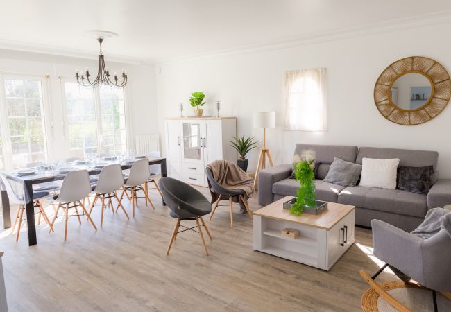 Ferienhaus in Plobannalec-Lesconil - Schönes Haus für 10 Personen mit garten Ferienhaus in Plobannalec-Lesconil - Schönes Haus für 10 Personen mit garten