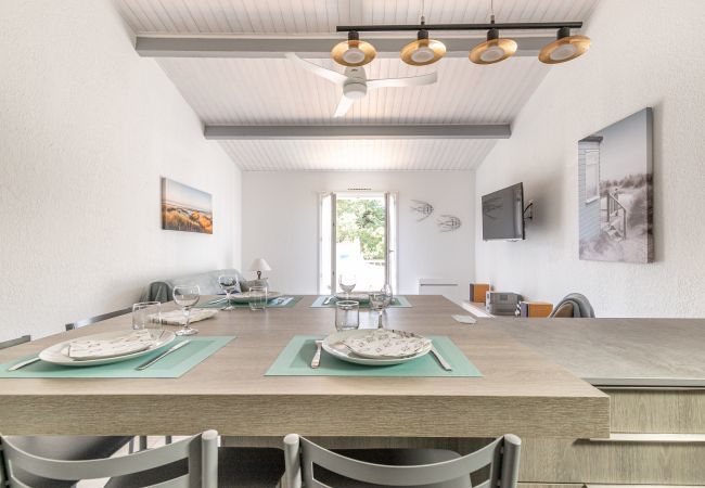 Ferienwohnung in La Guérinière - Wohnung für 4 - 450m Strand von Sables d'Or Ferienwohnung in La Guérinière - Wohnung für 4 - 450m Strand von Sables d'Or