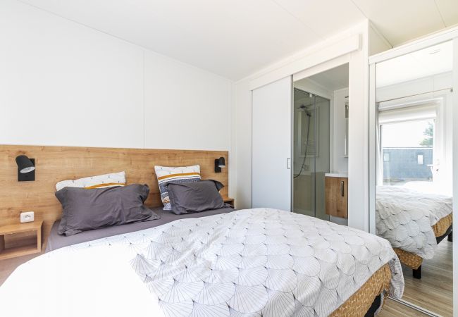 Chalet in Bretignolles-sur-Mer - Urlaub zu 6 auf einem Landgut mit beheiztem Pool Chalet in Bretignolles-sur-Mer - Urlaub zu 6 auf einem Landgut mit beheiztem Pool