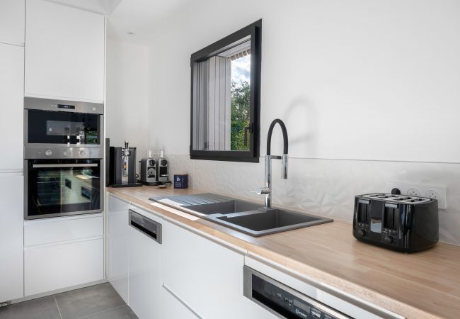Ferienhaus in Saint-Gildas-de-Rhuys - Moderne Villa für 15 mit Pool - Zentrum Ferienhaus in Saint-Gildas-de-Rhuys - Moderne Villa für 15 mit Pool - Zentrum