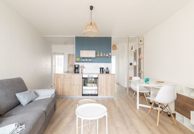 Ferienwohnung in Saint-Gilles-Croix-de-Vie - Strandfront und Blick auf den Ozean- Ferien für 4 Ferienwohnung in Saint-Gilles-Croix-de-Vie - Strandfront und Blick auf den Ozean- Ferien für 4