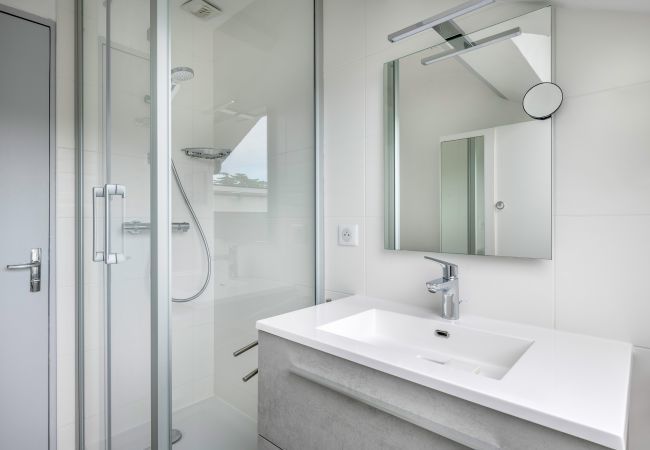 Ferienwohnung in Pornichet -  Direkt am Meer gelegene Dachwohnung für 4 Personen Ferienwohnung in Pornichet -  Direkt am Meer gelegene Dachwohnung für 4 Personen