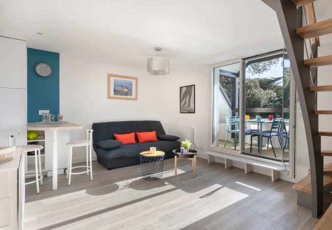 Ferienwohnung in Pornichet -  Apartment mit Meerblick und Füßen im Wasser! Ferienwohnung in Pornichet -  Apartment mit Meerblick und Füßen im Wasser!