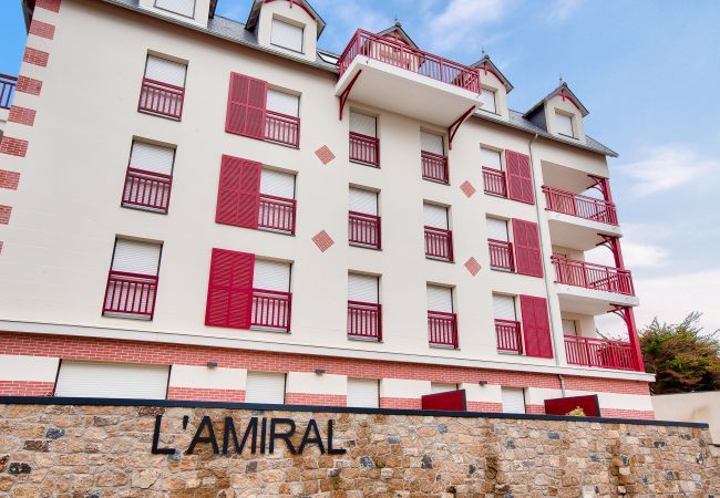 Ferienwohnung in Pléneuf-Val-André - Flucht zu zweit am Meer, 50m zum Strand Ferienwohnung in Pléneuf-Val-André - Flucht zu zweit am Meer, 50m zum Strand