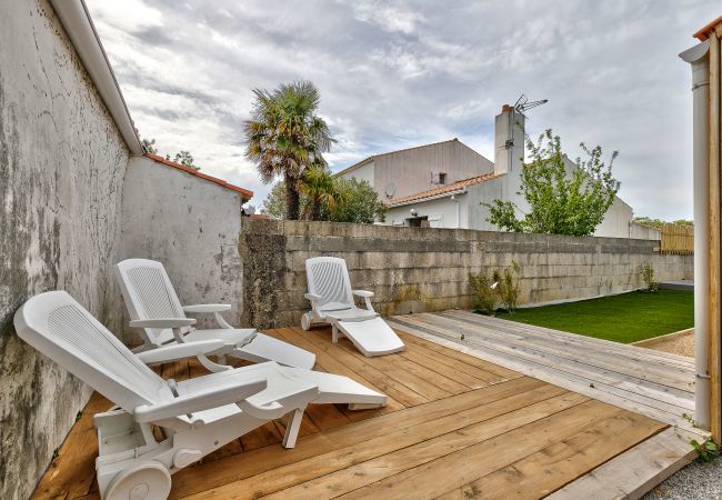 Ferienhaus in La Guérinière - La Guérinière - 650m zum Strand - Garten Ferienhaus in La Guérinière - La Guérinière - 650m zum Strand - Garten