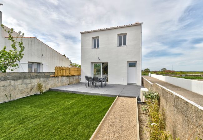 Ferienhaus in La Guérinière - La Guérinière - 650m zum Strand - Garten Ferienhaus in La Guérinière - La Guérinière - 650m zum Strand - Garten