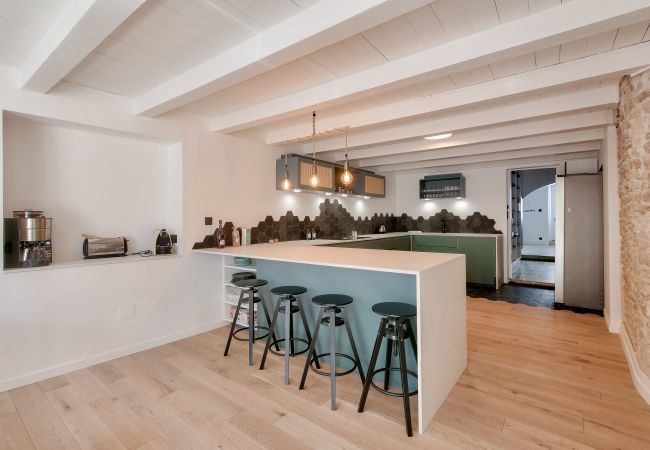 Ferienhaus in Le Bois-Plage-en-Ré - Schönes Haus mit schattigem Garten für 11