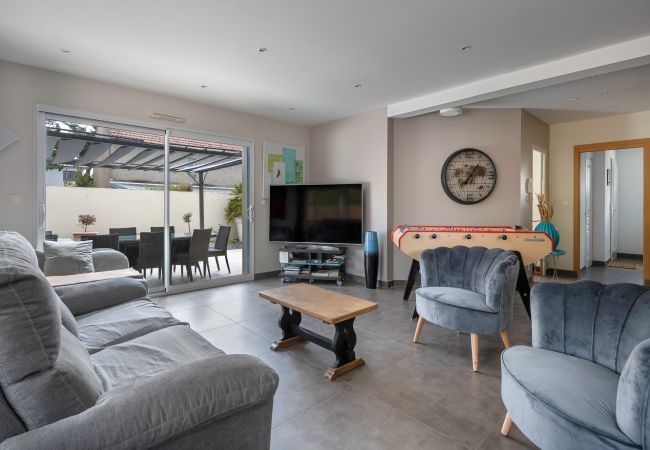 Ferienhaus in Saint-Nazaire - Pool! Haus für 9 Ferienhaus in Saint-Nazaire - Pool! Haus für 9