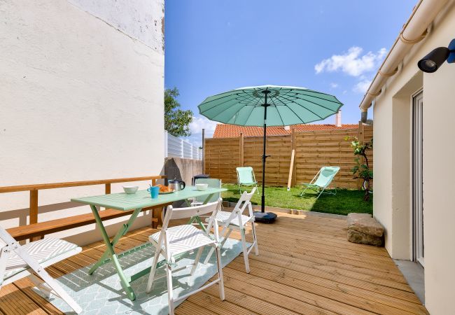 Ferienhaus in Les Sables-d´Olonne - Modernes Haus – Surfen & Entspannen – Terrasse Ferienhaus in Les Sables-d´Olonne - Modernes Haus – Surfen & Entspannen – Terrasse
