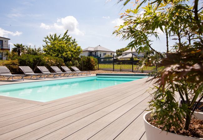 Ferienhaus in Pléneuf-Val-André - Neue Villa mit Pool Meerblick für 9