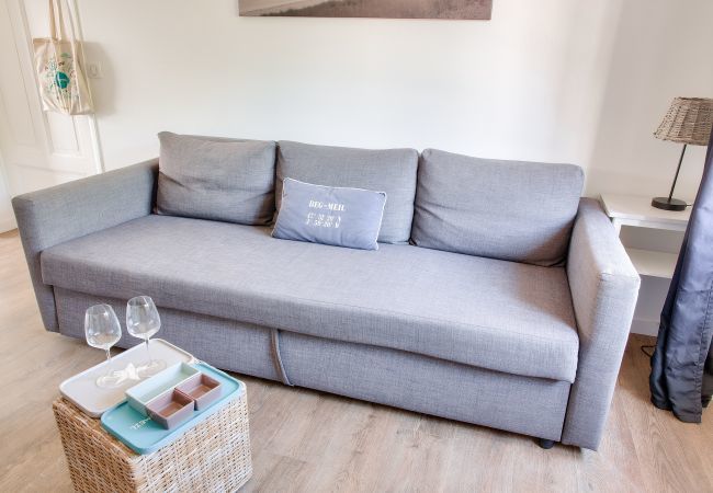 Ferienwohnung in Fouesnant - 400 m Strand Cale de Beg Meil, Kokon für 2 Personen Ferienwohnung in Fouesnant - 400 m Strand Cale de Beg Meil, Kokon für 2 Personen