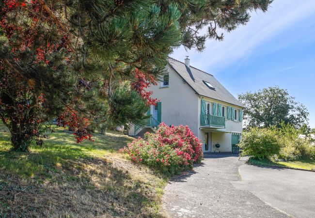 Ferienhaus in Erquy - Erquy – Familienhaus für 8 Erwachsene und 2 Kinder