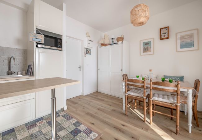 Ferienwohnung in Le Croisic - 800m zum Strand - 3 Erwachsene und 1 Kind Ferienwohnung in Le Croisic - 800m zum Strand - 3 Erwachsene und 1 Kind