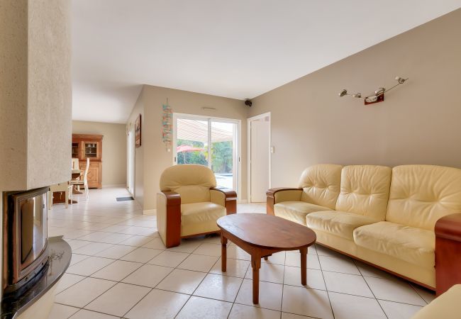 Ferienhaus in Talmont-Saint-Hilaire - Haus für 6 - Pool und Entspannung Ferienhaus in Talmont-Saint-Hilaire - Haus für 6 - Pool und Entspannung