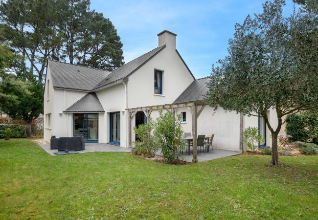 Ferienhaus in Mesquer -  Großes Familienhaus in Mesquer mit Garten