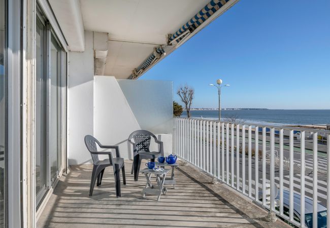 Ferienwohnung in La Baule-Escoublac - Meerblick-30m vom Strand-2 Erwachsene/ 2 Kinder Ferienwohnung in La Baule-Escoublac - Meerblick-30m vom Strand-2 Erwachsene/ 2 Kinder