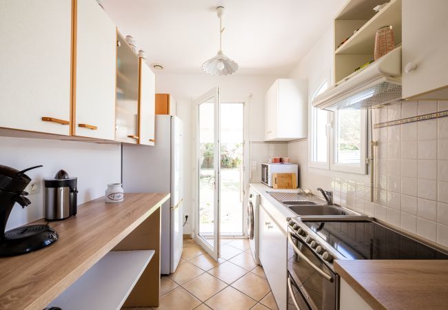 Ferienhaus in Andernos-les-Bains - 250 m zum Strand - Haus mit Garten für 4 Ferienhaus in Andernos-les-Bains - 250 m zum Strand - Haus mit Garten für 4