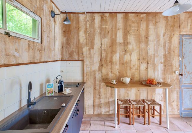 Ferienhaus in Andernos-les-Bains - 400m vom Strand entfernt, Haus für 12 mit Pool Ferienhaus in Andernos-les-Bains - 400m vom Strand entfernt, Haus für 12 mit Pool