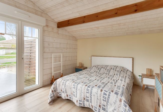 Ferienhaus in Andernos-les-Bains - 350m Strand von Le Betey- Haus für 9 mit Pool Ferienhaus in Andernos-les-Bains - 350m Strand von Le Betey- Haus für 9 mit Pool