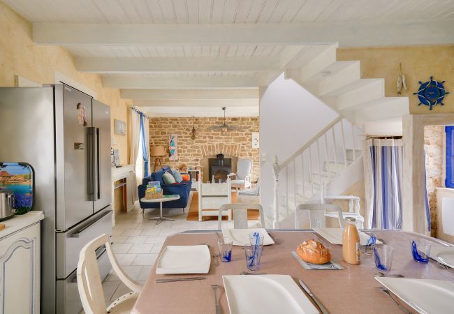 Ferienhaus in Penmarch - Haus für 6 mit Terrasse und Garten- 1km Strand Ferienhaus in Penmarch - Haus für 6 mit Terrasse und Garten- 1km Strand