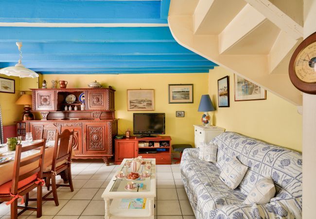 Ferienhaus in Ile Tudy - 250m vom Strand entfernt, Haus für 6, Île Tudy Ferienhaus in Ile Tudy - 250m vom Strand entfernt, Haus für 6, Île Tudy