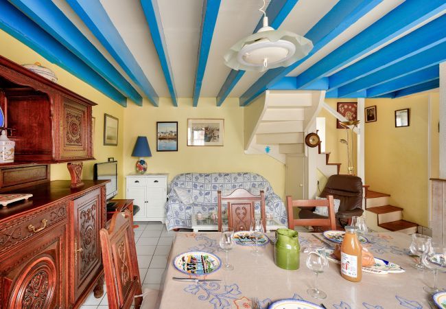 Ferienhaus in Ile Tudy - 250m vom Strand entfernt, Haus für 6, Île Tudy Ferienhaus in Ile Tudy - 250m vom Strand entfernt, Haus für 6, Île Tudy