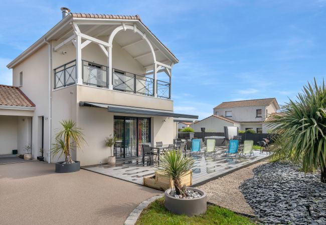 Ferienhaus in Pornic - Familienhaus mit Jacuzzi für 6 Personen