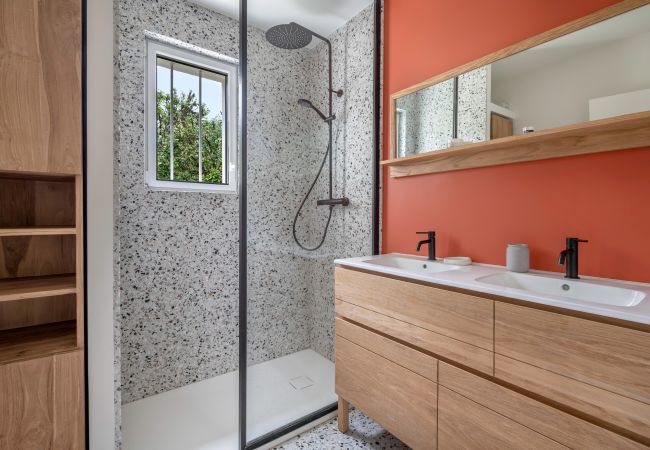 Ferienhaus in Piriac-sur-Mer -  Haus für 8 - Beheiztes Schwimmbad - 100 m vom Strand entfernt Ferienhaus in Piriac-sur-Mer -  Haus für 8 - Beheiztes Schwimmbad - 100 m vom Strand entfernt