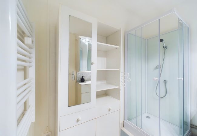 Ferienwohnung in St. Hilaire de Riez - Wohnung für 4- Loggia Meerblick- 250m von Strand Ferienwohnung in St. Hilaire de Riez - Wohnung für 4- Loggia Meerblick- 250m von Strand