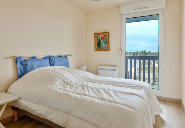 Ferienwohnung in Arzon - Port du Crouesty, Wohnung für 4 mit Pool Ferienwohnung in Arzon - Port du Crouesty, Wohnung für 4 mit Pool