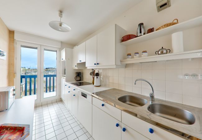 Ferienwohnung in Arzon - Port du Crouesty, Wohnung für 4 mit Pool Ferienwohnung in Arzon - Port du Crouesty, Wohnung für 4 mit Pool