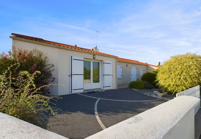 Doppelhaushälfte in St. Hilaire de Riez - Haus für 4 zwischen Stränden und Salzgärten Doppelhaushälfte in St. Hilaire de Riez - Haus für 4 zwischen Stränden und Salzgärten