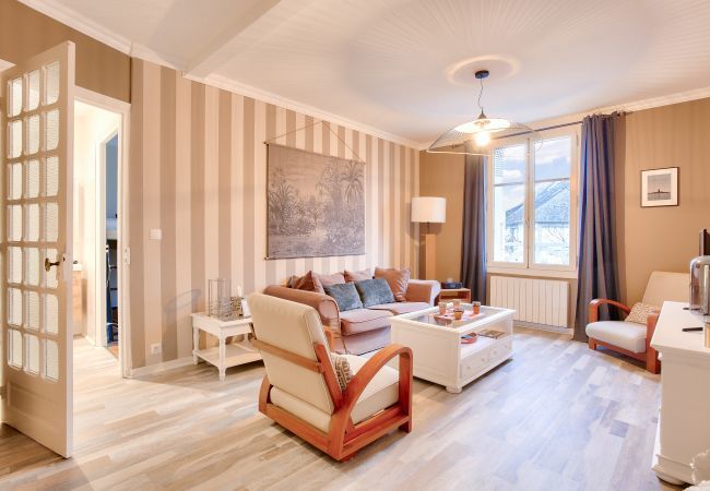 Ferienhaus in Dinard - 400m vom Strand entfernt, altes Haus für 4 Ferienhaus in Dinard - 400m vom Strand entfernt, altes Haus für 4