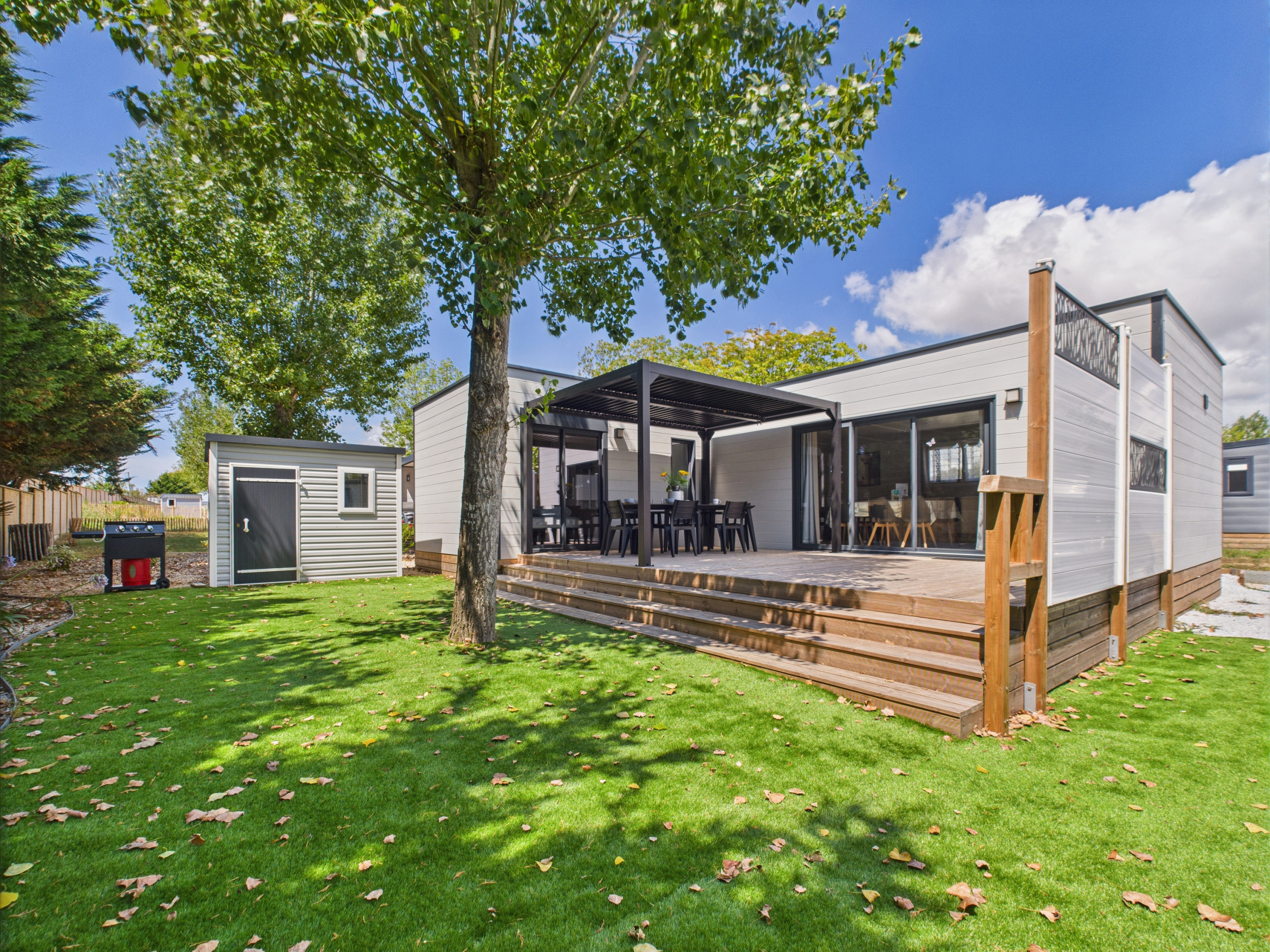 freistehendes Haus in Saint-Gilles-Croix-de-Vie - Les Voiles Blanches, Chalet mit Pool für 8 Personen