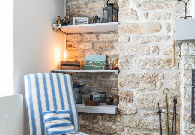 Ferienhaus in Treffiagat - 50 m vom Strand entfernt – Haus für 6 mit Garten Ferienhaus in Treffiagat - 50 m vom Strand entfernt – Haus für 6 mit Garten