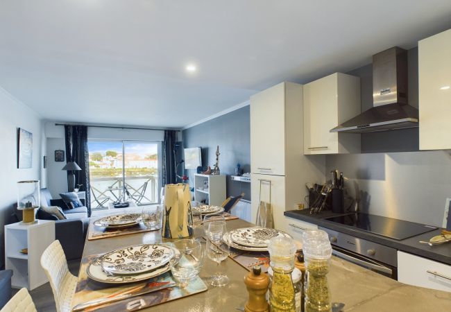 Ferienwohnung in Saint-Gilles-Croix-de-Vie - Gemütliche Wohnung für 4, im Zentrum von St-Gilles Ferienwohnung in Saint-Gilles-Croix-de-Vie - Gemütliche Wohnung für 4, im Zentrum von St-Gilles