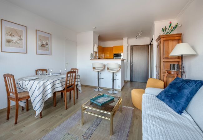 Ferienwohnung in La Baule-Escoublac - Wohnung für 2 Erwachsene & 1 Kind- Hafenblick Ferienwohnung in La Baule-Escoublac - Wohnung für 2 Erwachsene & 1 Kind- Hafenblick