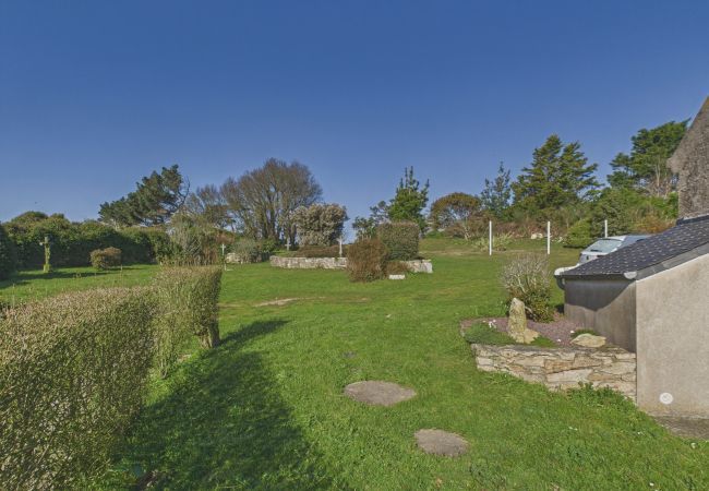 Ferienwohnung in Plouguerneau - Meerblick - Haus mit Garten für 2 Personen Ferienwohnung in Plouguerneau - Meerblick - Haus mit Garten für 2 Personen